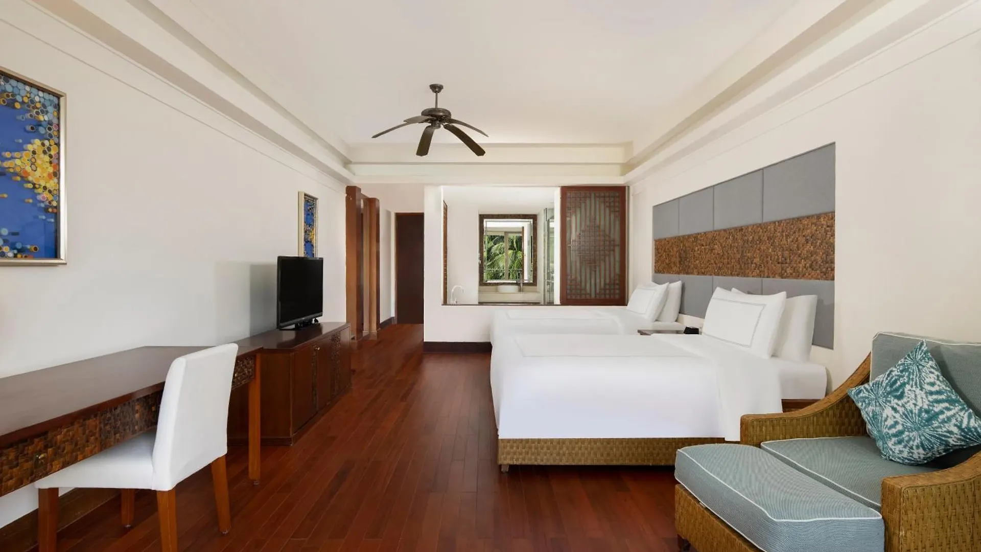 Resort Swissotel Sanya Yalong Bay