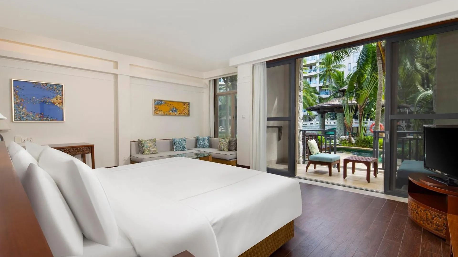 Resort Swissotel Sanya Yalong Bay