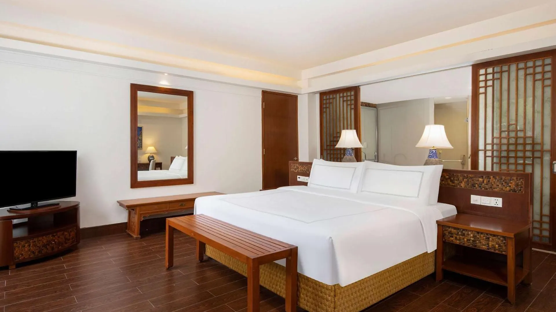 Swissotel Sanya Yalong Bay