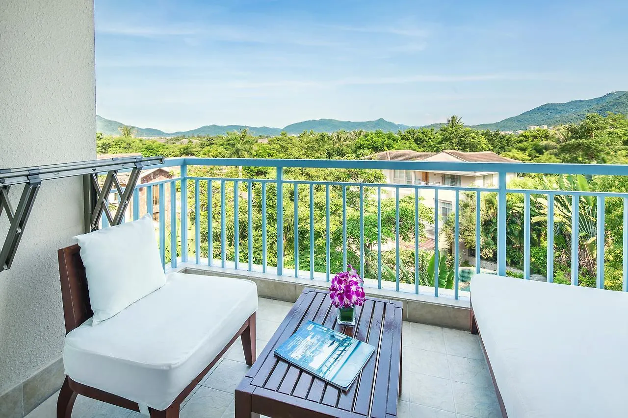 Swissotel Sanya Yalong Bay 5*,