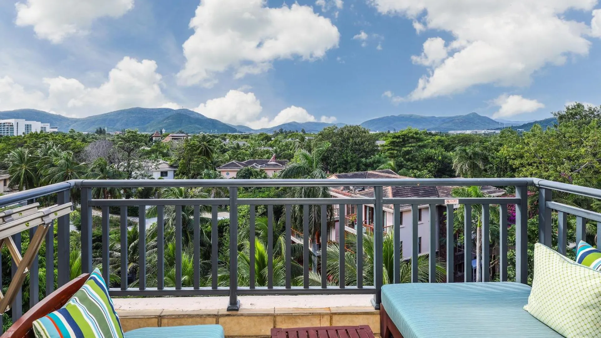 Swissotel Sanya Yalong Bay Rezort