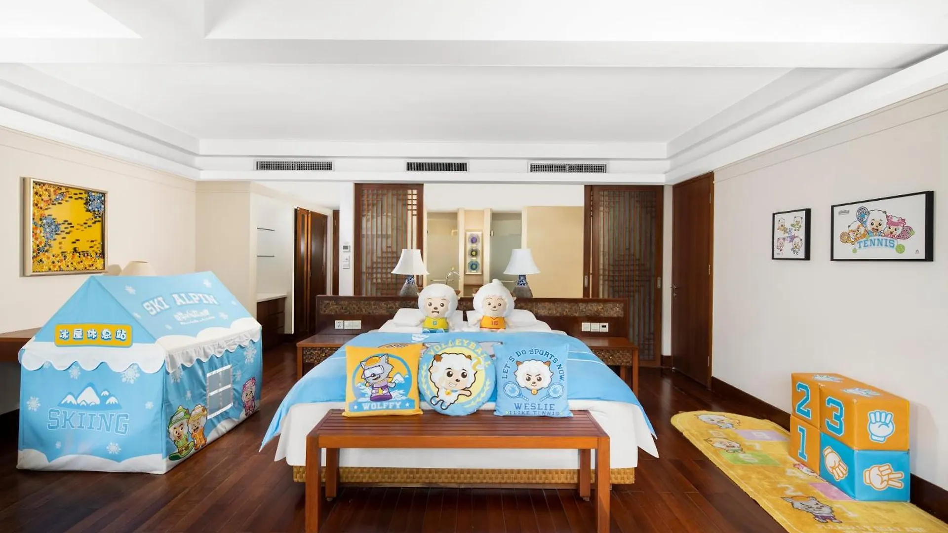 Swissotel Sanya Yalong Bay 5*,  Čína