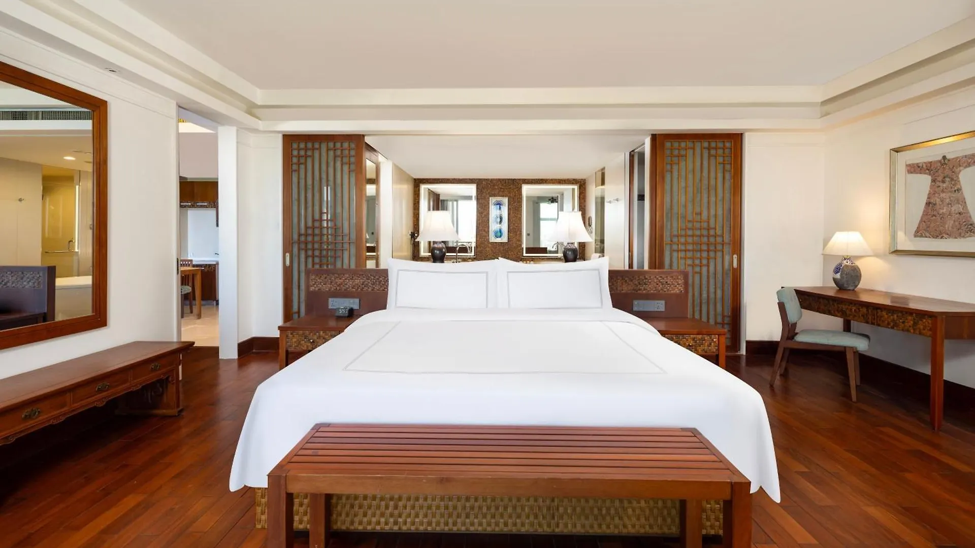 ***** Rezort Swissotel Sanya Yalong Bay Čína