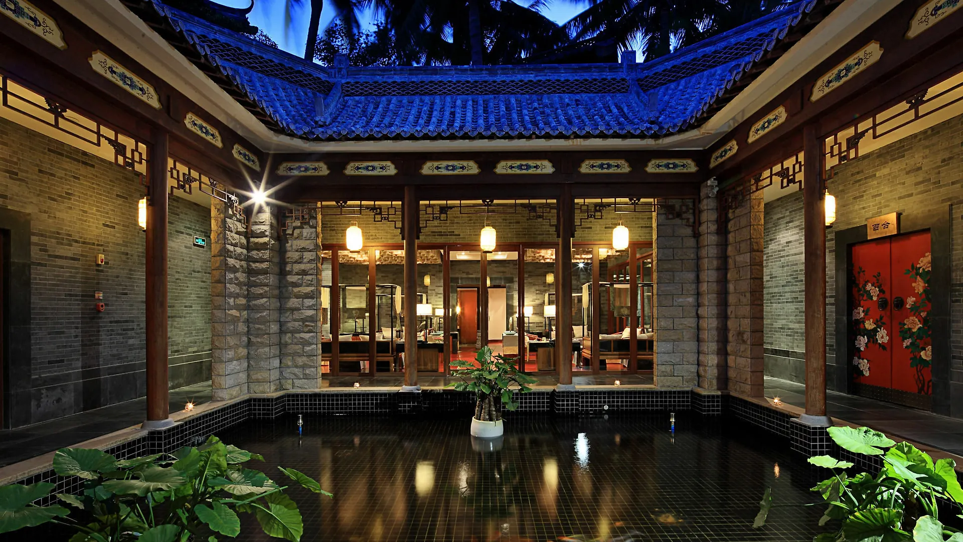 Swissotel Sanya Yalong Bay 5*,